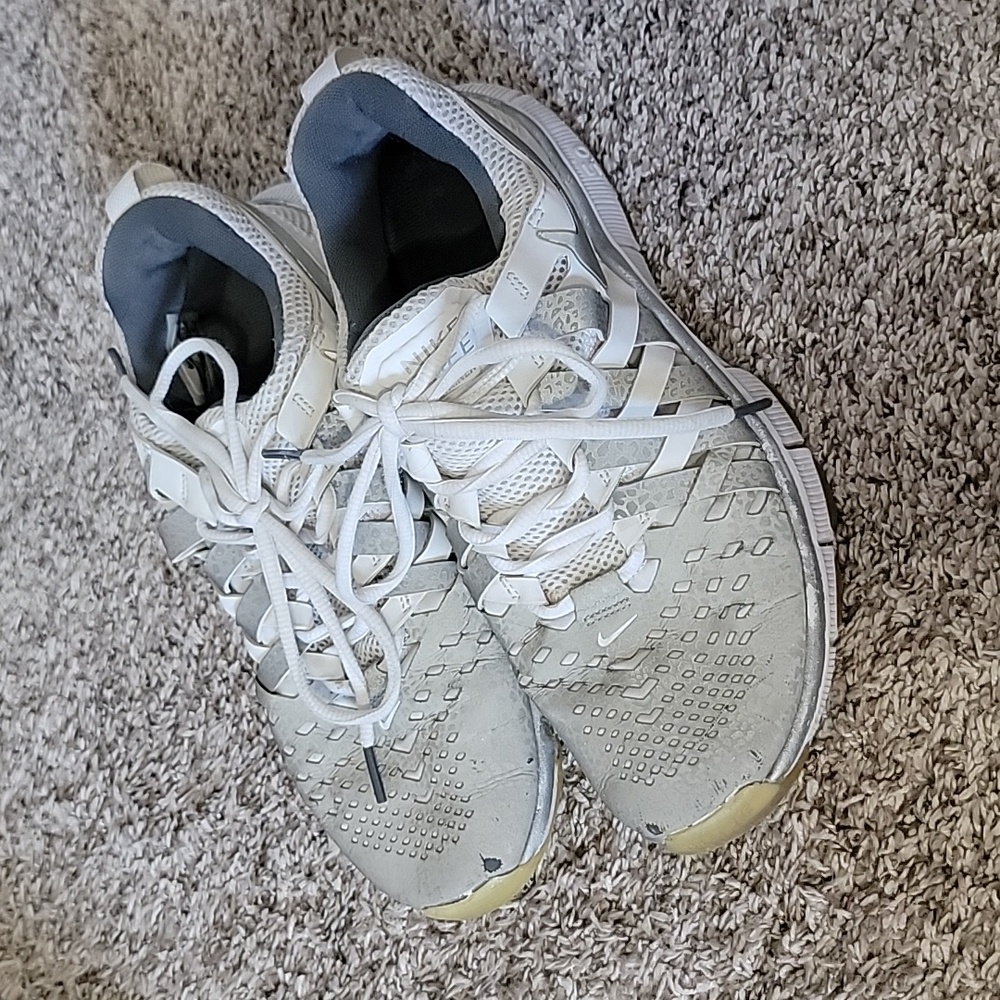 Nike women's sneakers size 8